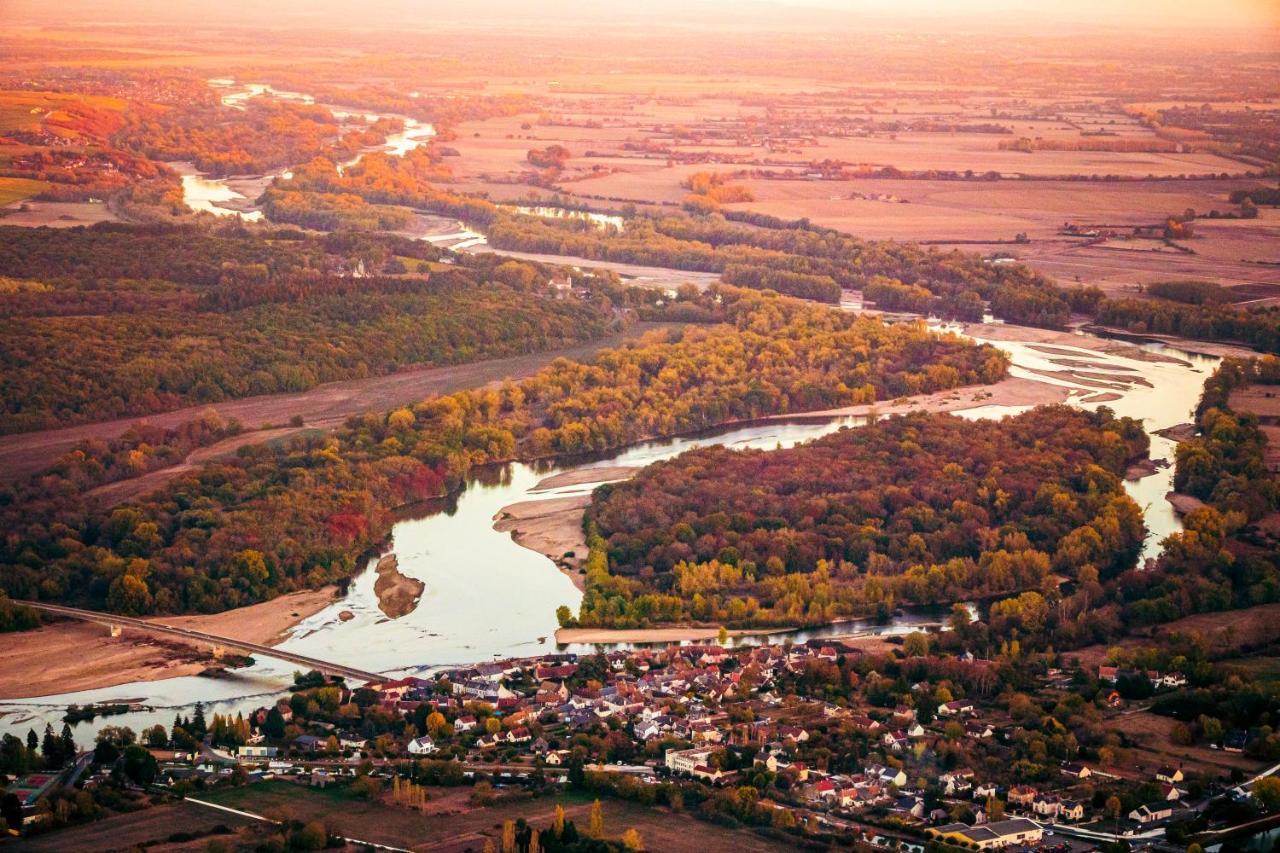Camping Les Portes De Sancerre Saint-Satur Екстер'єр фото