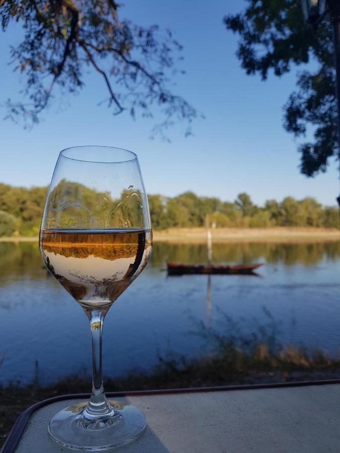 Camping Les Portes De Sancerre Saint-Satur Екстер'єр фото