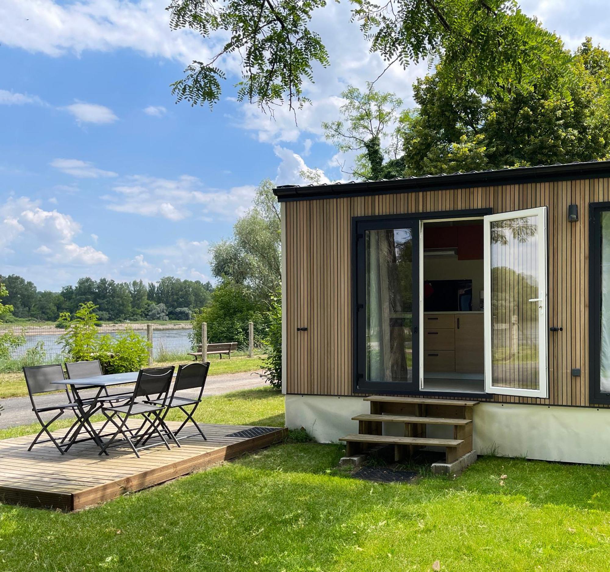 Camping Les Portes De Sancerre Saint-Satur Екстер'єр фото